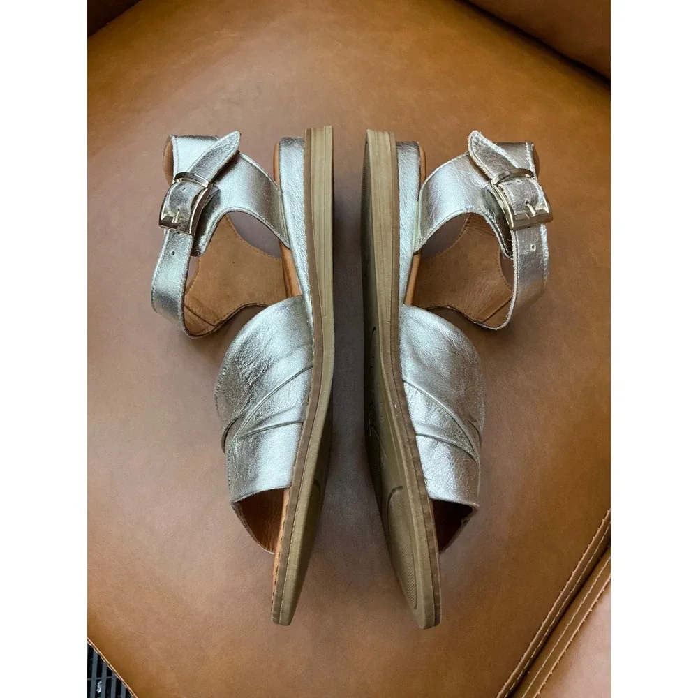 Miz Mooz Haley Wedge Sandals Womens 9 Silver Metallic Leather